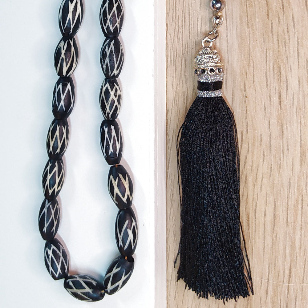 Κομπολόι χειροποίητο από Σκαλιστό Κόκκαλο Καμήλας / Κωδικός Προϊόντος: Ε119