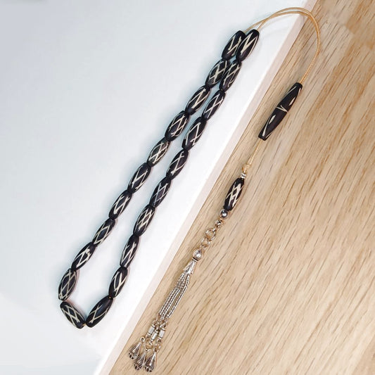 Κομπολόι χειροποίητο από Σκαλιστό Κόκκαλο Καμήλας / Κωδικός Προϊόντος: Ε110