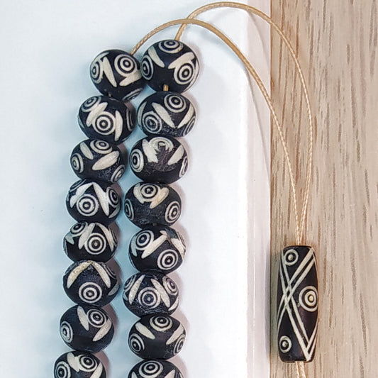 Κομπολόι χειροποίητο από Σκαλιστό Κόκκαλο Καμήλας / Κωδικός Προϊόντος: Ε122