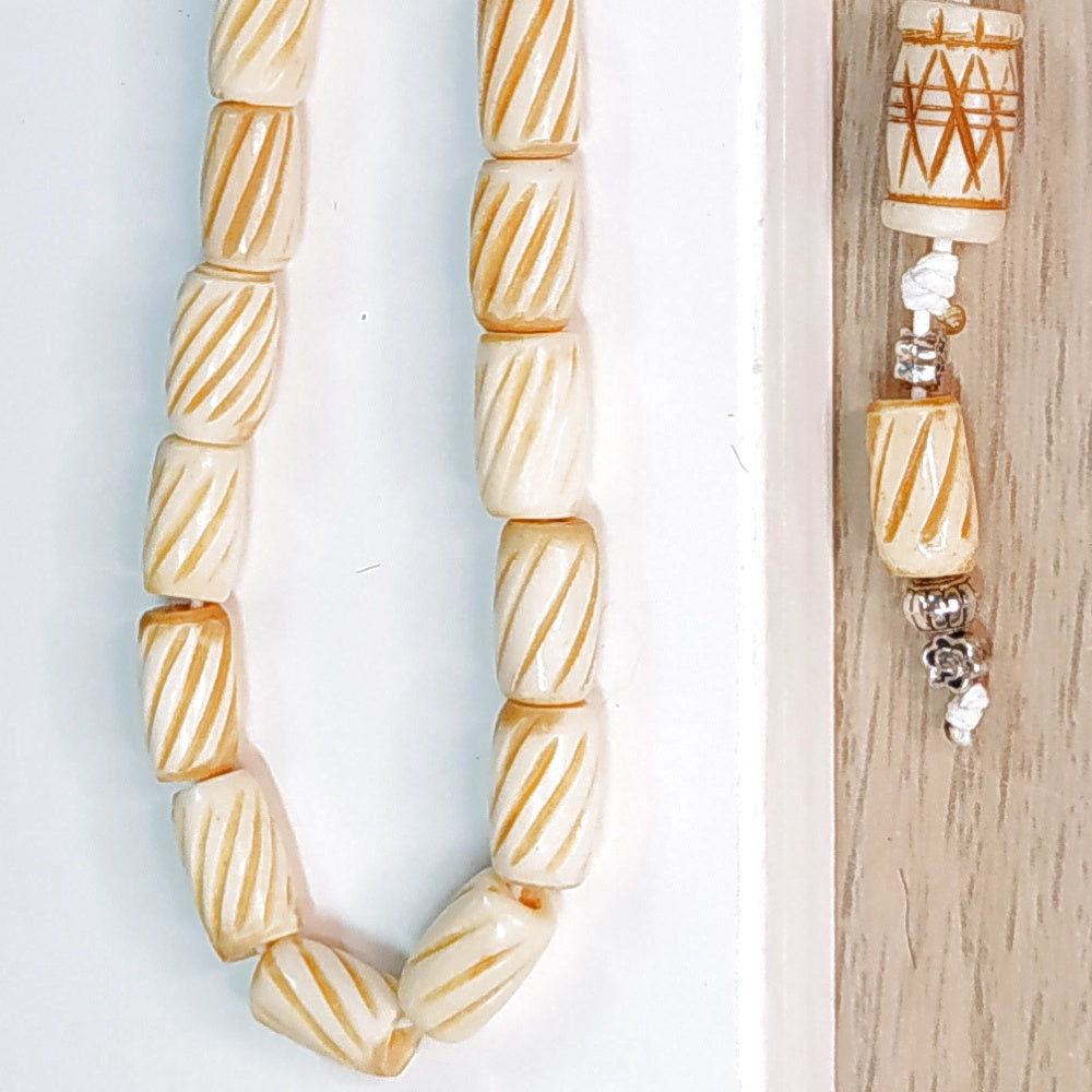 Κομπολόι χειροποίητο από Σκαλιστό Κόκκαλο Καμήλας / Κωδικός Προϊόντος: Ε128