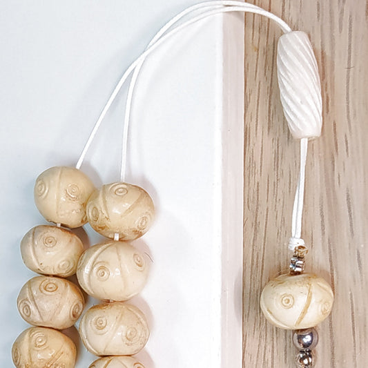 Κομπολόι χειροποίητο από Σκαλιστό Κόκκαλο Καμήλας / Κωδικός Προϊόντος: Ε133