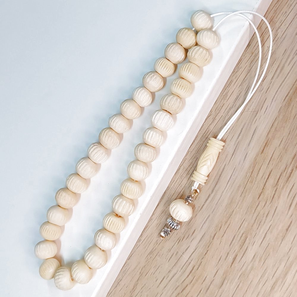 Κομπολόι χειροποίητο από Σκαλιστό Κόκκαλο Καμήλας / Κωδικός Προϊόντος: Ε146