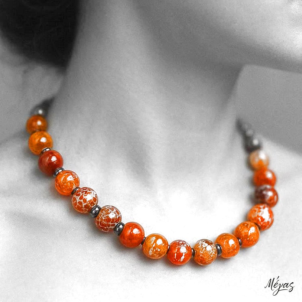 Κολιέ ημιπολύτιμων λίθων φυσικού Αχάτη κρακελέ και Αιματίτη / Κωδικός Προϊόντος: Ζ105