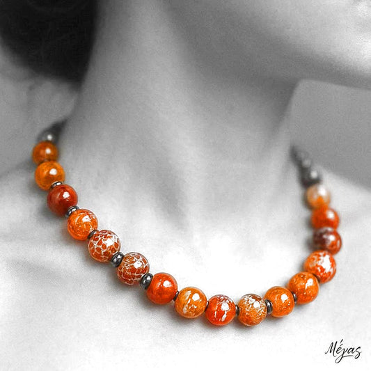 Κολιέ ημιπολύτιμων λίθων φυσικού Αχάτη κρακελέ και Αιματίτη / Κωδικός Προϊόντος: Ζ105