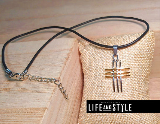 Κρεμαστός Σταυρός φυλακτό από Ανοξείδωτο Ατσάλι / Κωδικός Προϊόντος: BR553