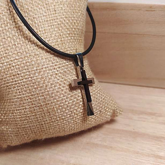 Κρεμαστός Σταυρός φυλακτό από Ανοξείδωτο Ατσάλι / Κωδικός Προϊόντος: BR302