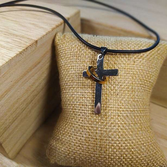 Κρεμαστός Σταυρός φυλακτό από Ανοξείδωτο Ατσάλι / Κωδικός Προϊόντος: BR303